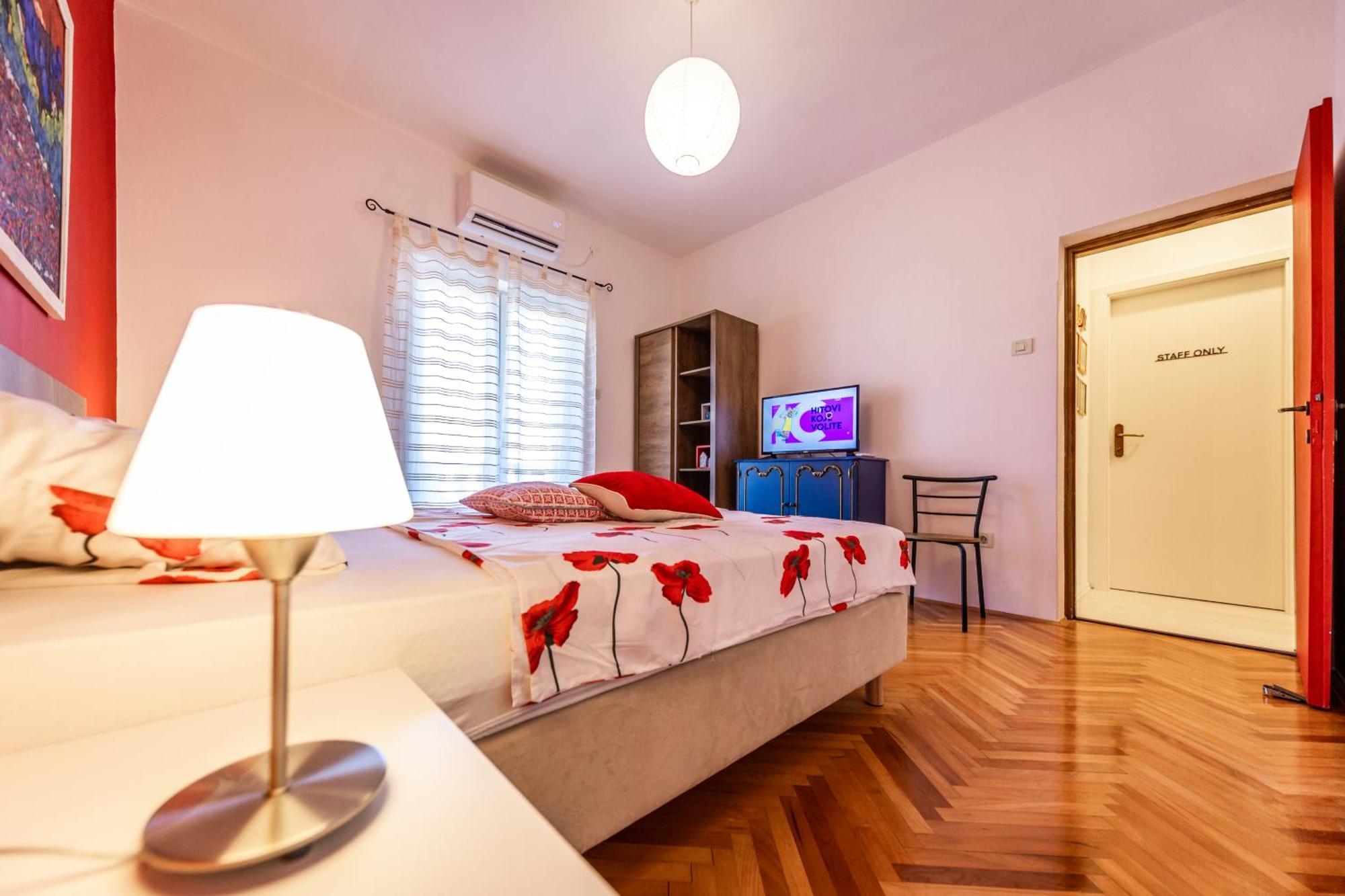 Red Holiday Apartment Dubrovnik Luaran gambar